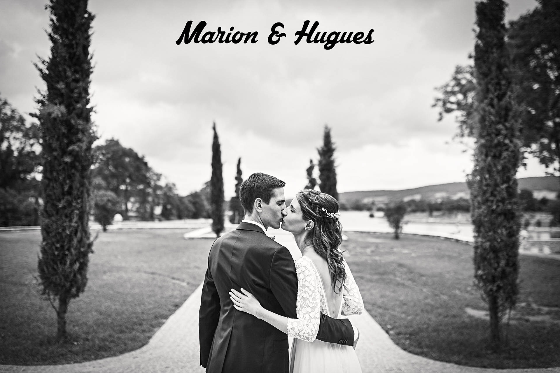 mariage couple Domaine des trois lacs Cherizet