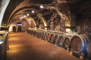 Domaine de la Croix Rochefort - caveau - voute pierre