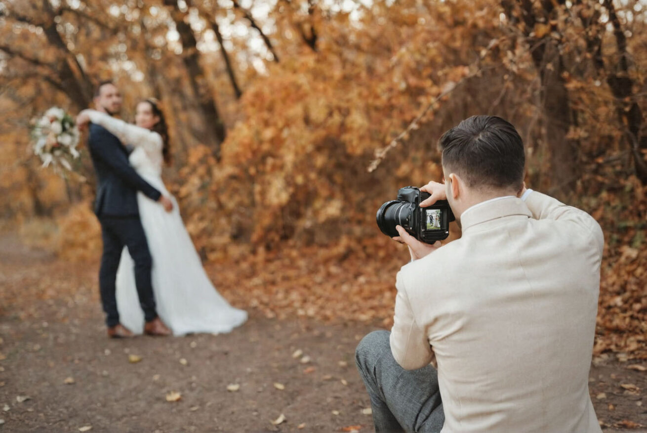Comment trouver le photographe de mariage idéal : Évitez les pièges